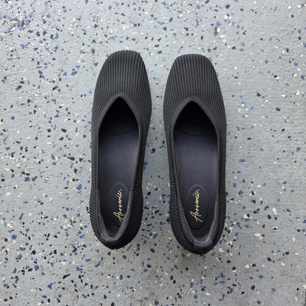 Arromic Women's Pumps